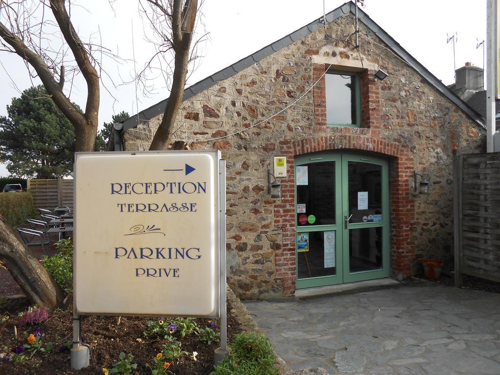 La Demeure Du Perron Hotel Quettehou Buitenkant foto
